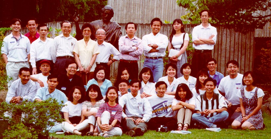 Khoa Linh Thao 1995
